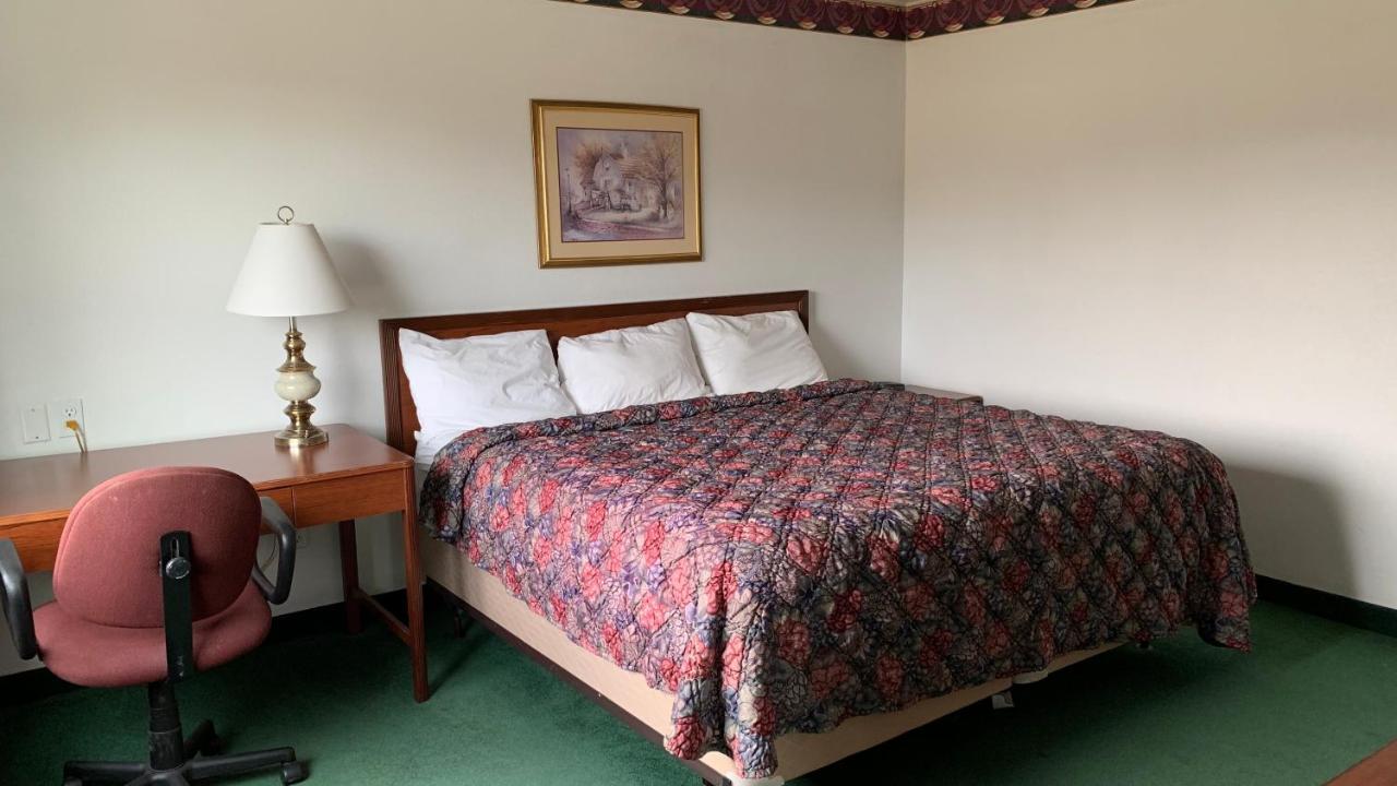 Fairbridge Inn And Suites - Miles City Room photo