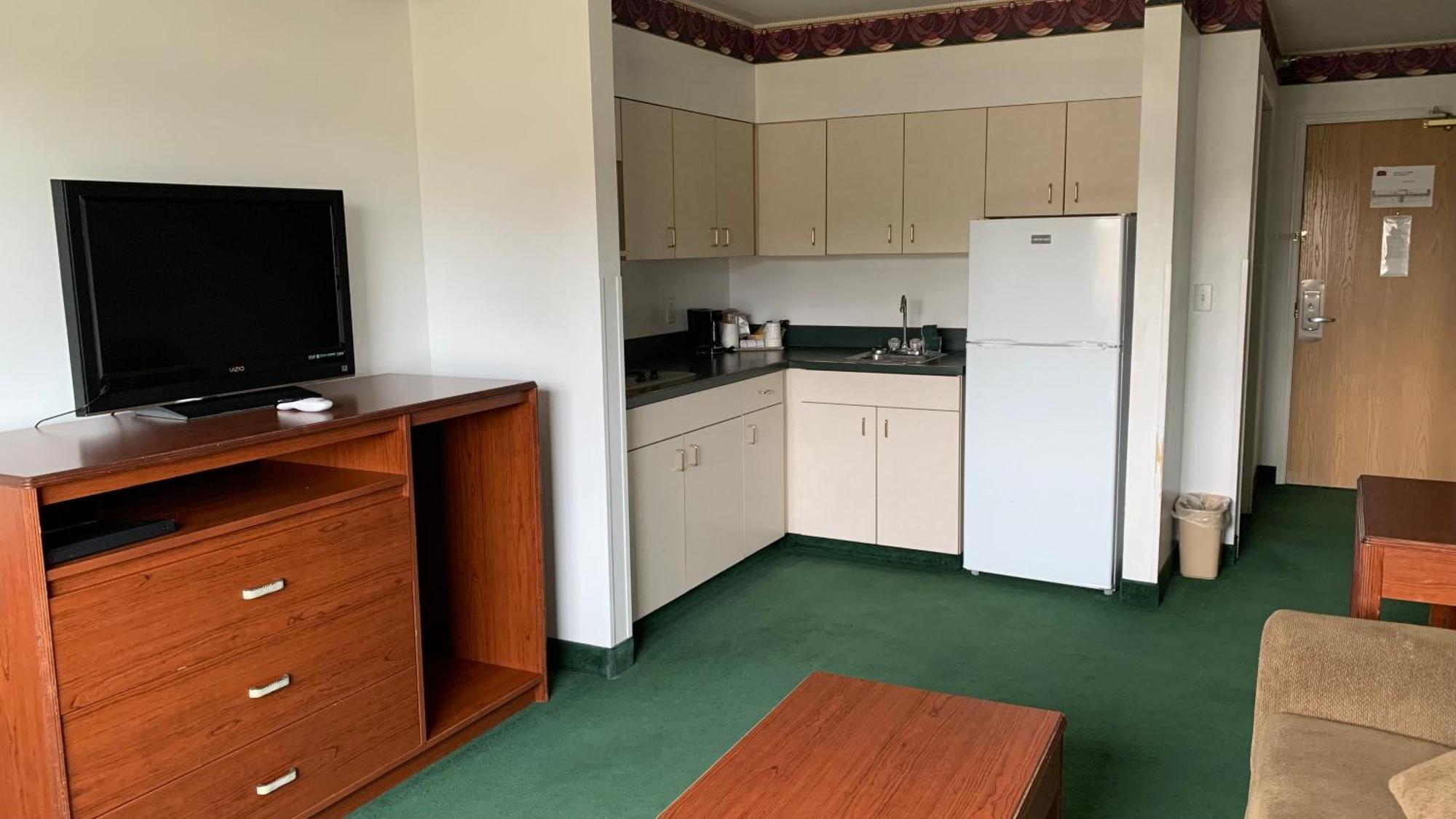 Fairbridge Inn And Suites - Miles City Room photo