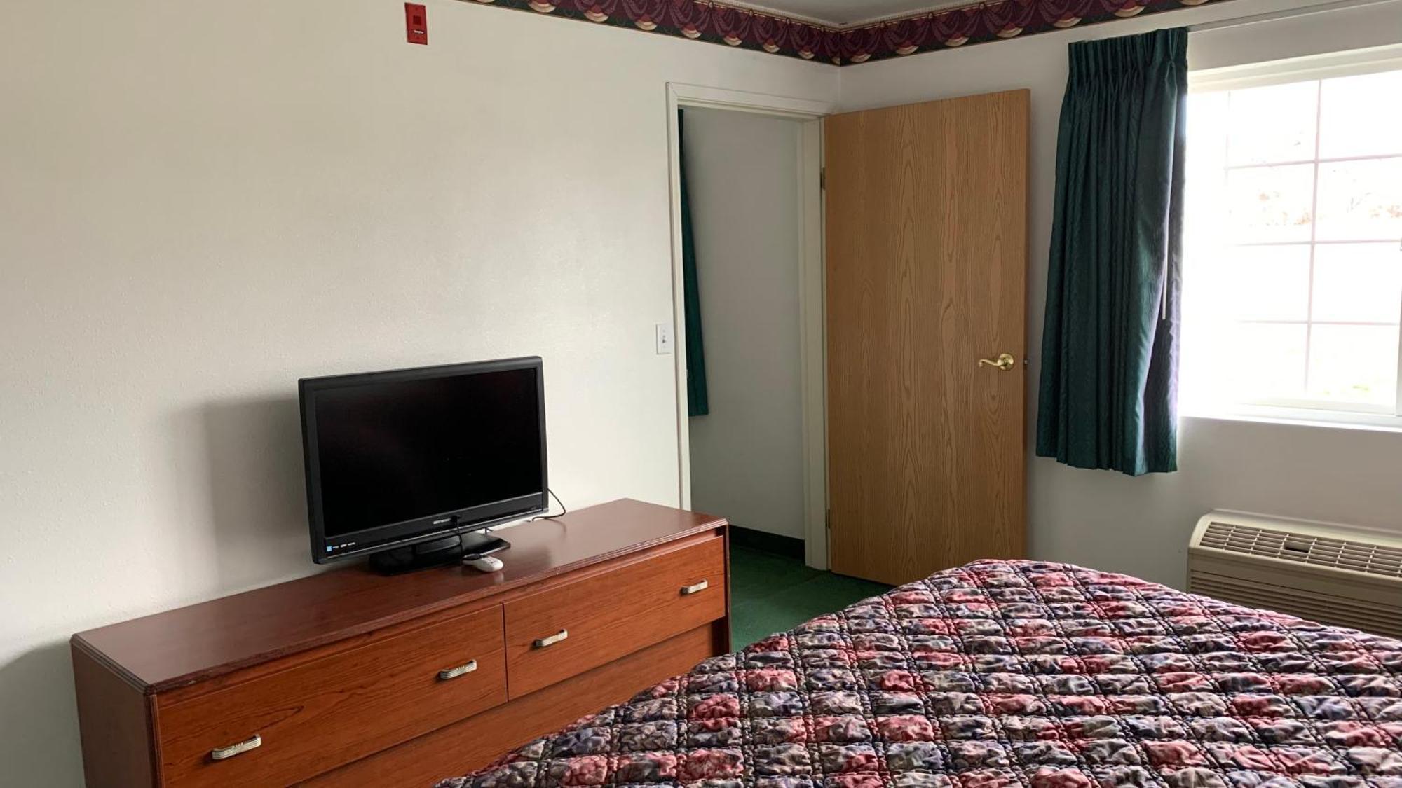 Fairbridge Inn And Suites - Miles City Room photo