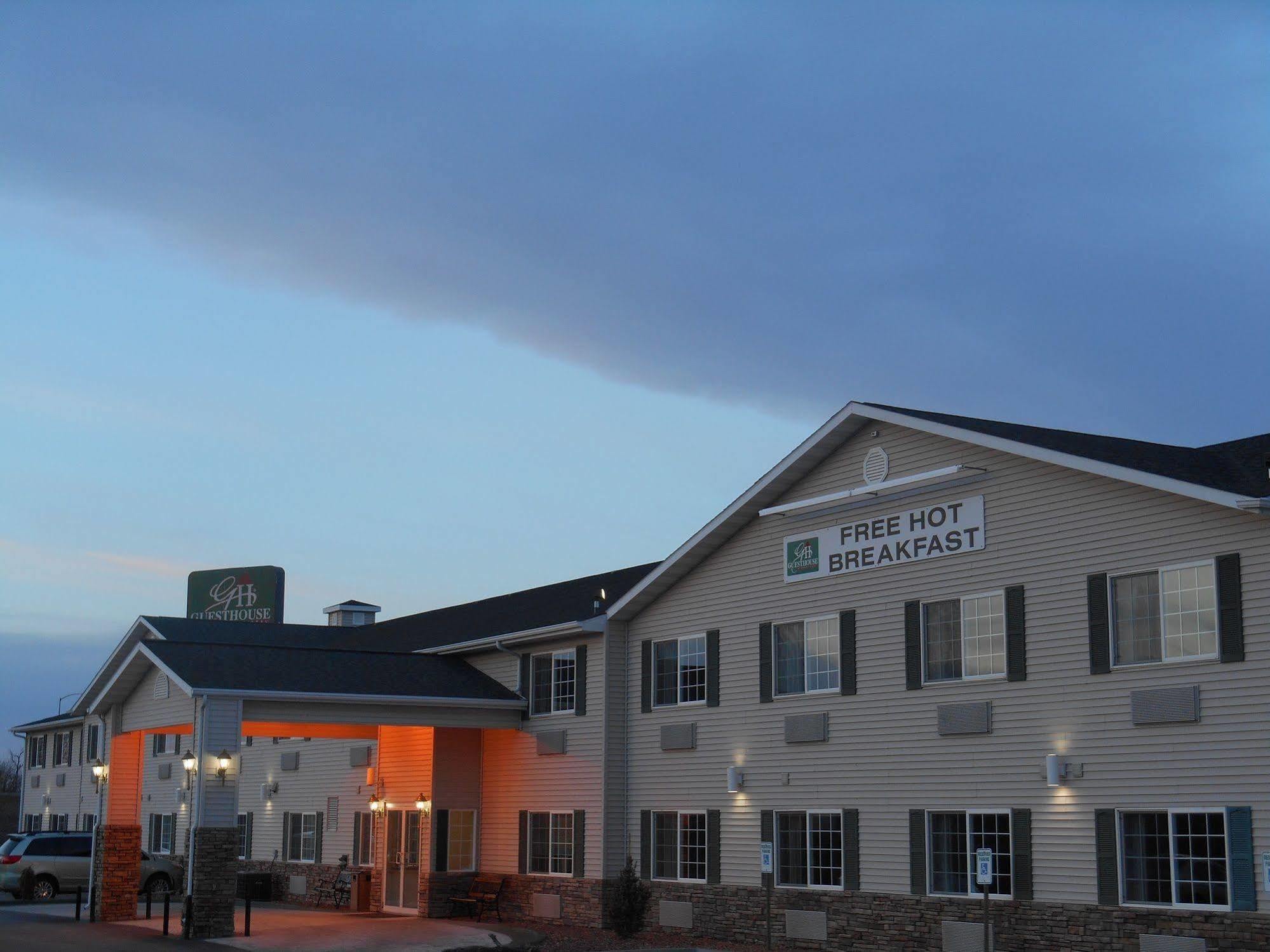 Fairbridge Inn And Suites - Miles City Exterior photo