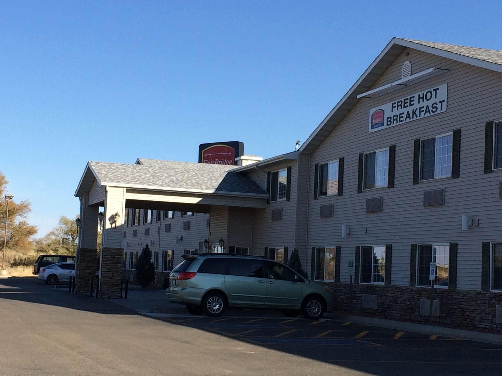 Fairbridge Inn And Suites - Miles City Exterior photo