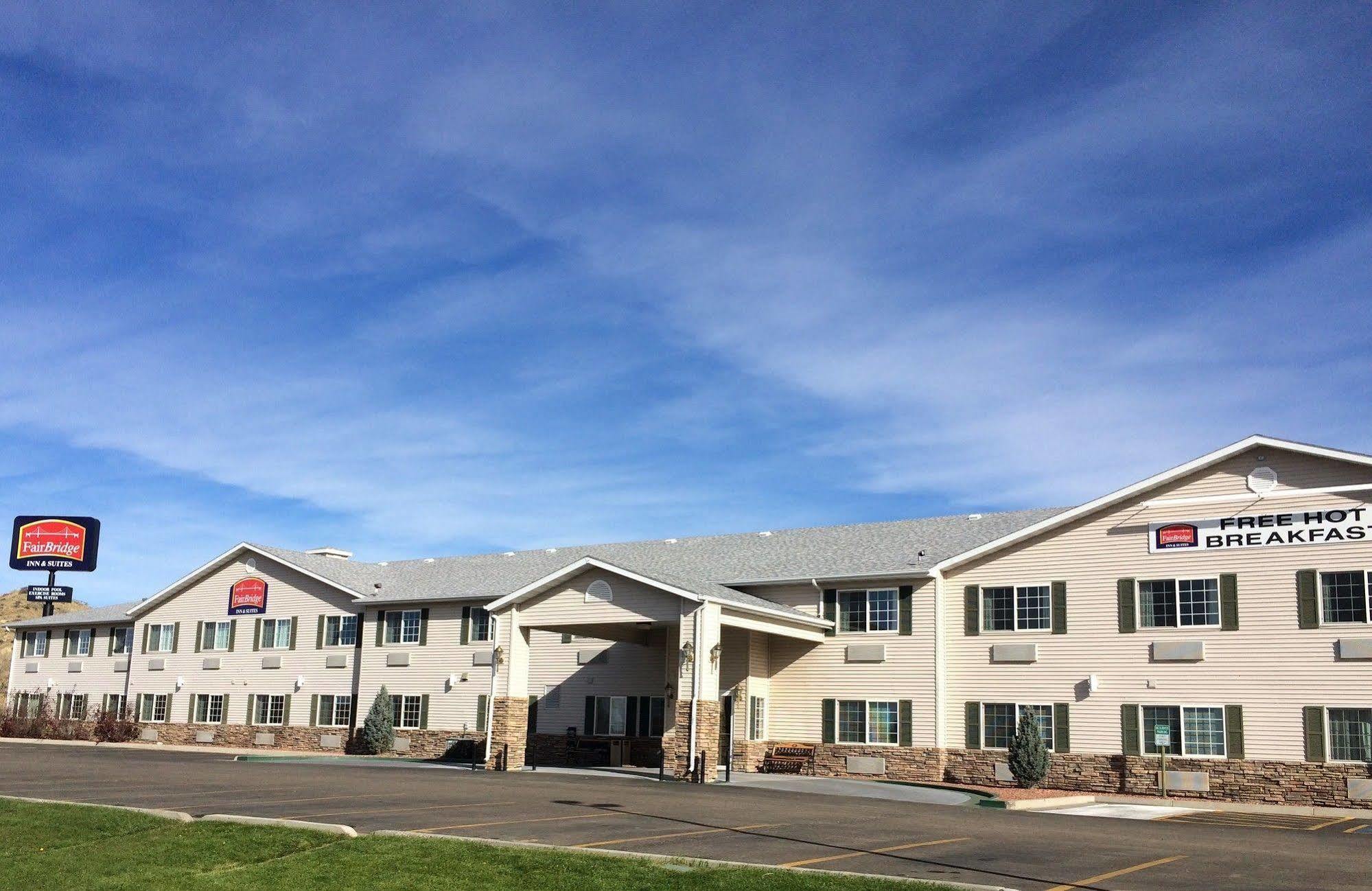 Fairbridge Inn And Suites - Miles City Exterior photo