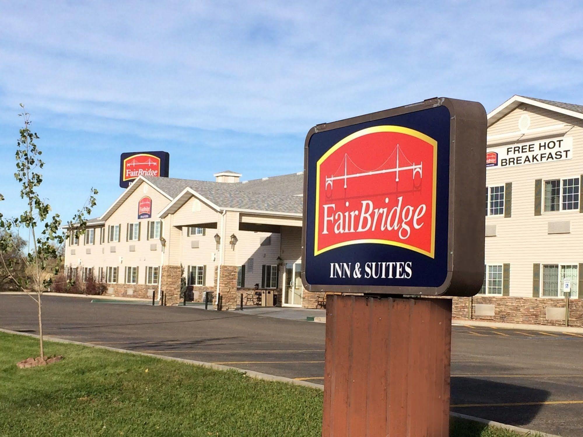 Fairbridge Inn And Suites - Miles City Exterior photo